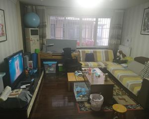 蔡家花园 3室2厅118m2满五年