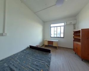 团校宿舍 2室1厅62.2m2精装修