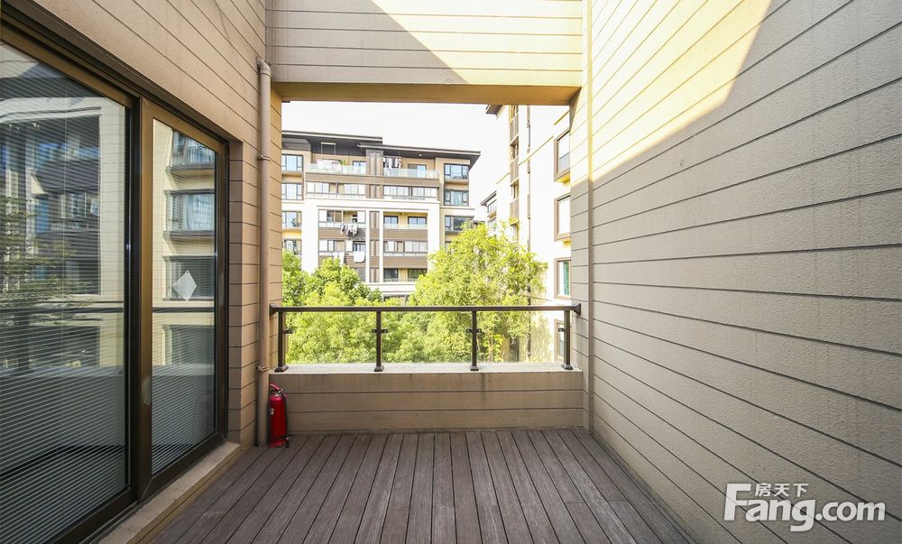 万科溪望 新上好房 诚心出售 看房方便,杭州余杭未来科技城万科溪望